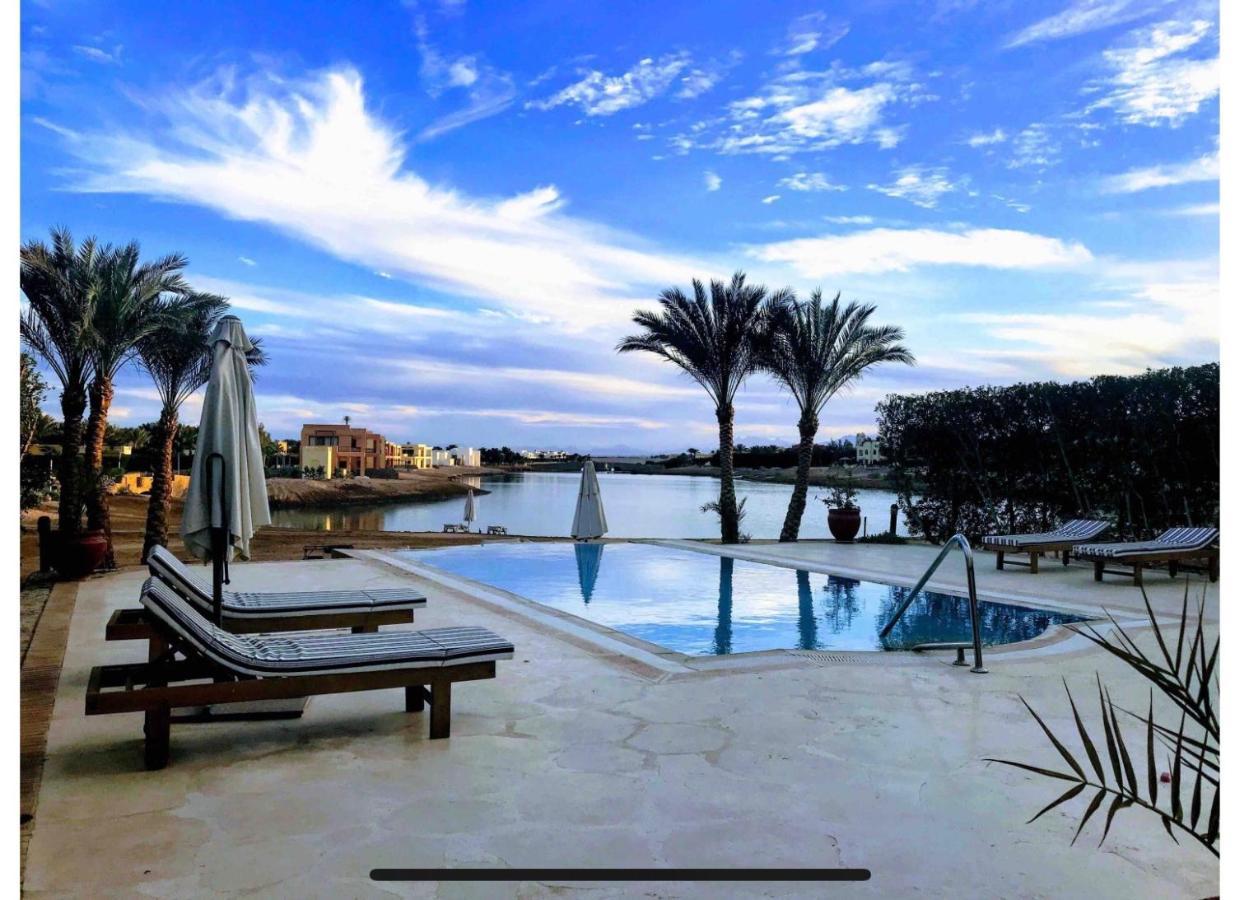 4 Bedrooms , 4 Bathrooms, Private Heated Pool ,access And View Lagoon In El Gouna *