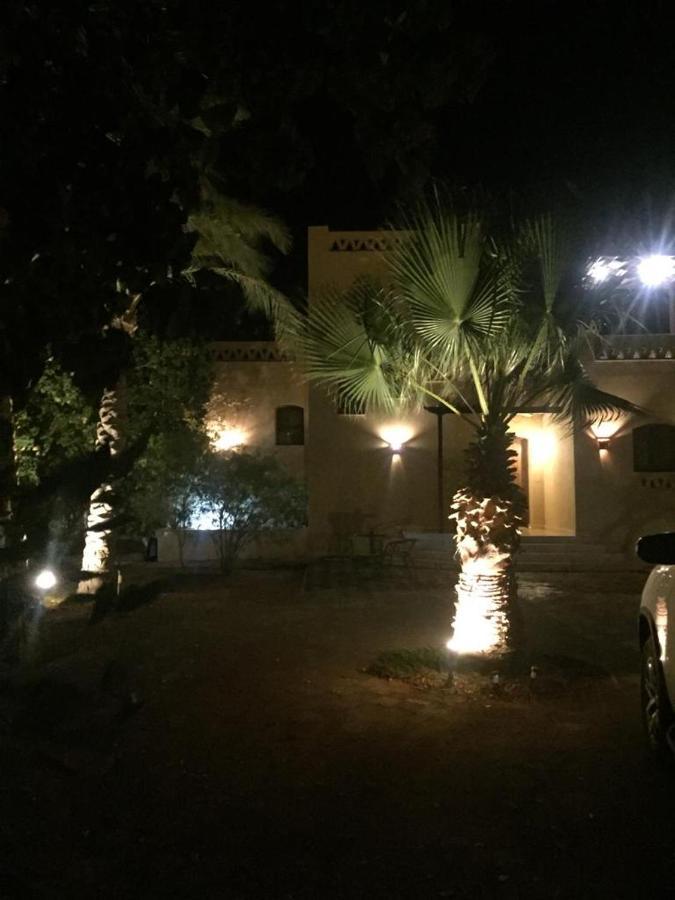 Villa 4 Bedrooms , 4 Bathrooms, Private Heated Pool ,access And View Lagoon In El Gouna
