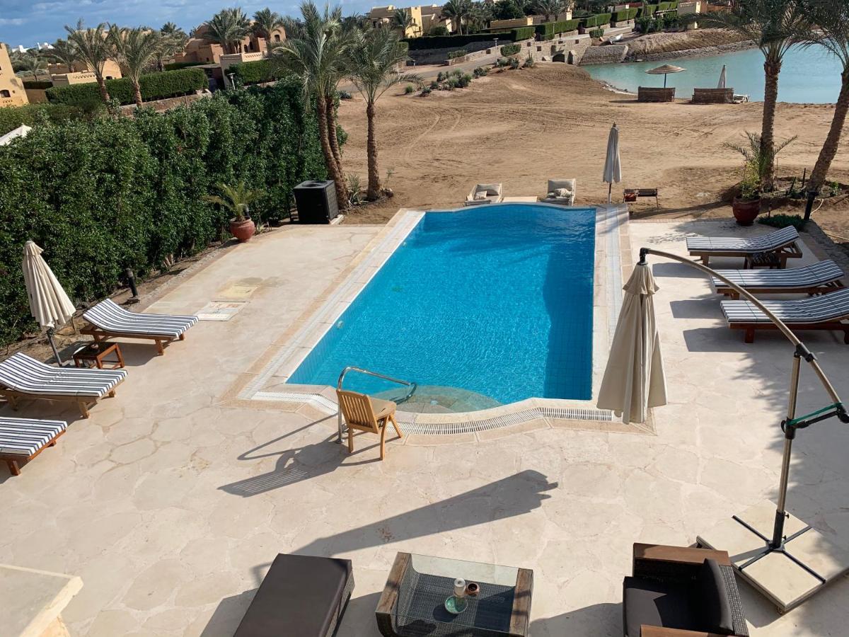 4 Bedrooms , 4 Bathrooms, Private Heated Pool ,access And View Lagoon In El Gouna Villa